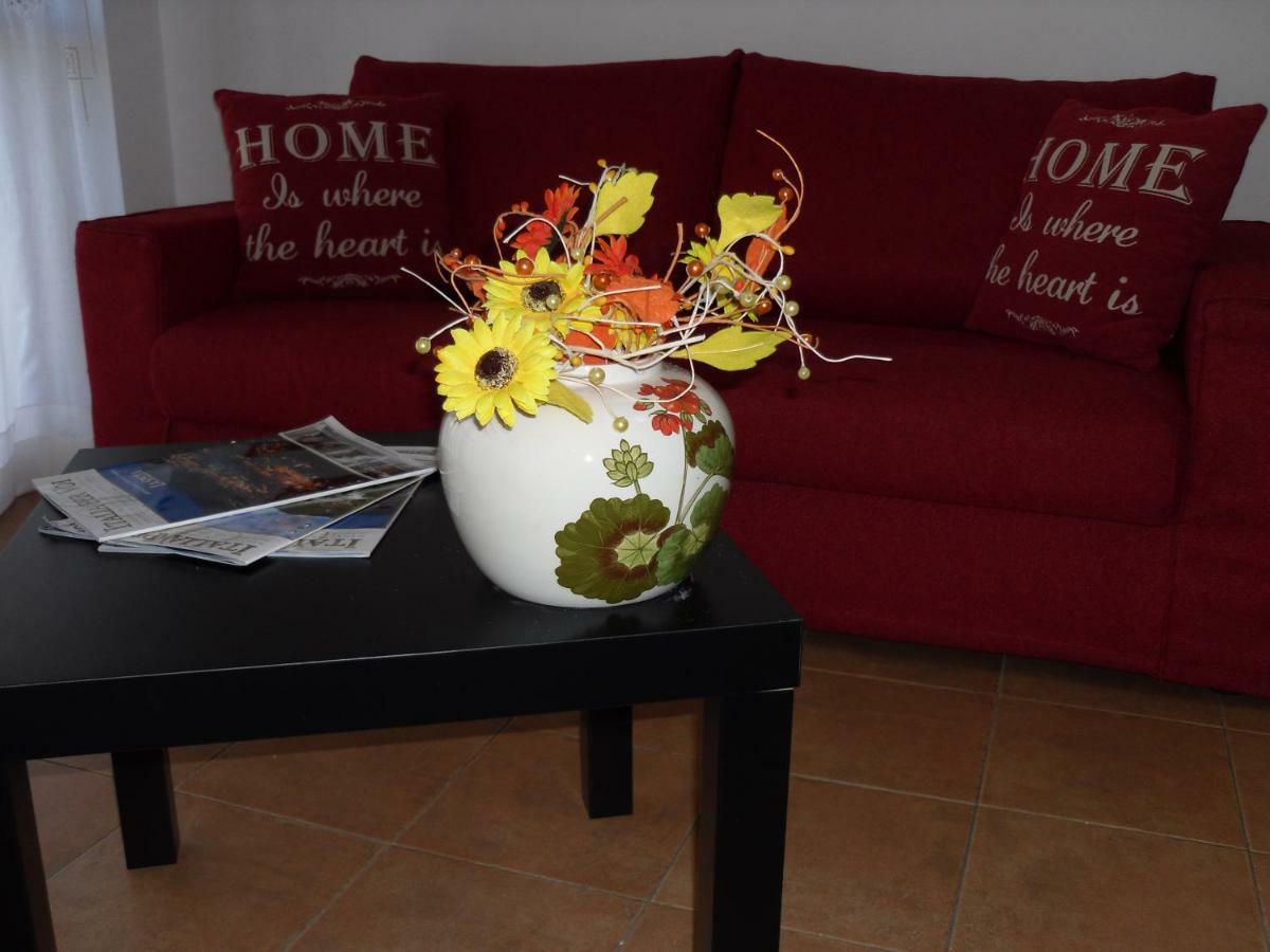 Apartment In The Green Специя Екстериор снимка
